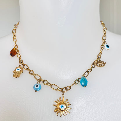 Collier blue eyes