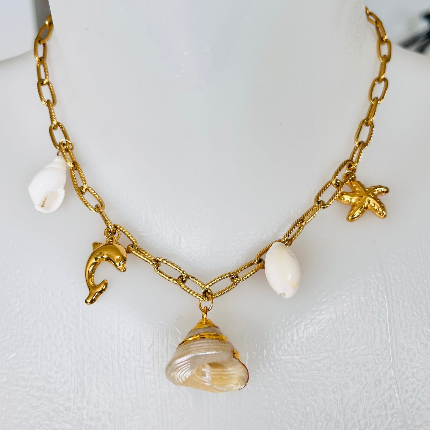 Collier Sea